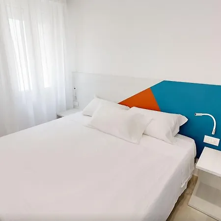 Apartahotel Flow-r 4*