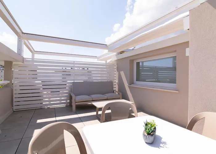 Flow-r アパートホテル リッチョーネ